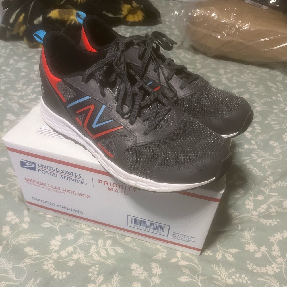 New balance 7y extra extra wide shoes